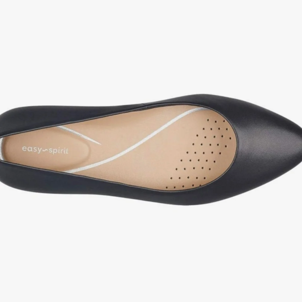 Easy Spirit Women's Caldise Black Low Heel Pumps Sz 5.5